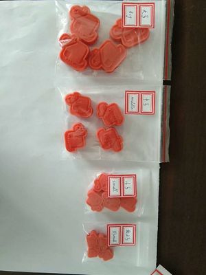 कस्टम सिलिकॉन रबर संपीड़न मोल्ड / भागों के निर्माण के लिए प्लास्टिक इंजेक्शन मोल्ड