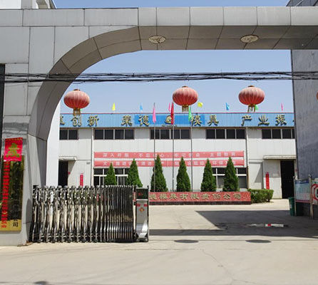पेशेवर सेवा पोलिश उत्कीर्ण बनावट कस्टम एल्यूमीनियम कास्टिंग मोल्ड और पुर्जे प्लास्टिक इंजेक्शन मोल्ड के लिए सेवा