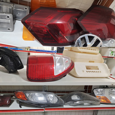250000-300000 शॉट्स इंजेक्शन मोल्ड P20/718/738/NAK80/S136 स्टील और प्लास्टिक इंजेक्शन मोल्ड के लिए पॉलिशिंग के साथ
